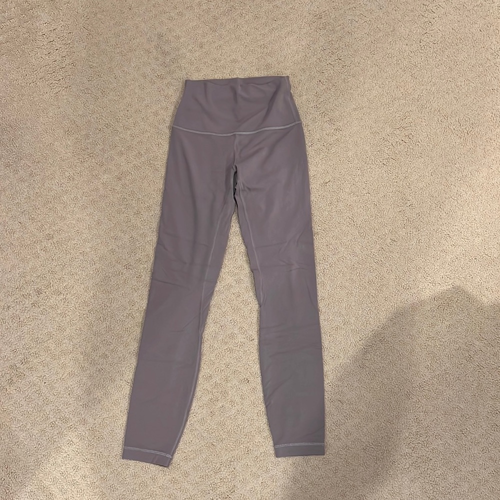 Lulu Align 7/8